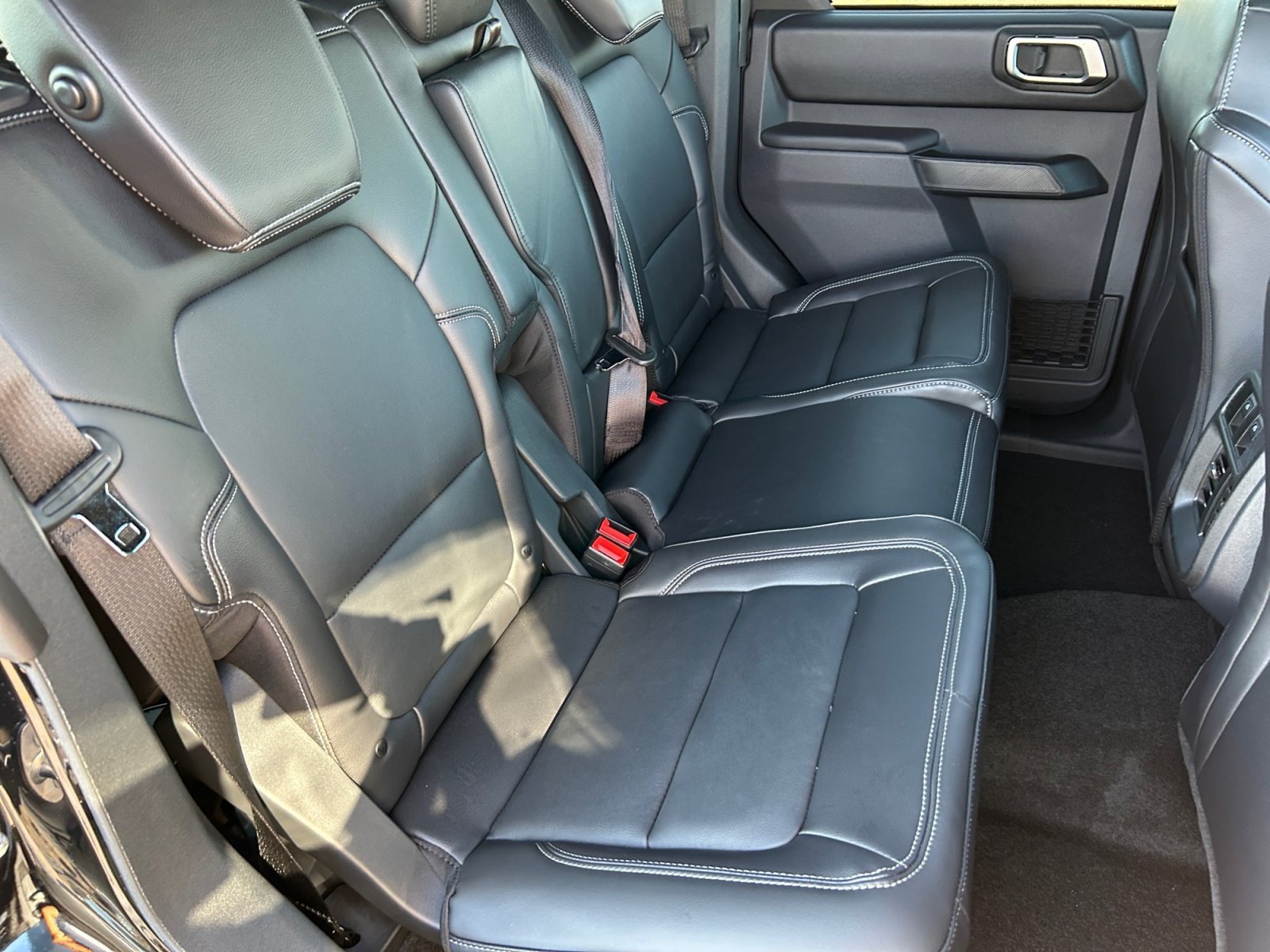 New 2026 Ford Bronco Outer Banks w/ Sasquatch Package AWD/4WD image 18