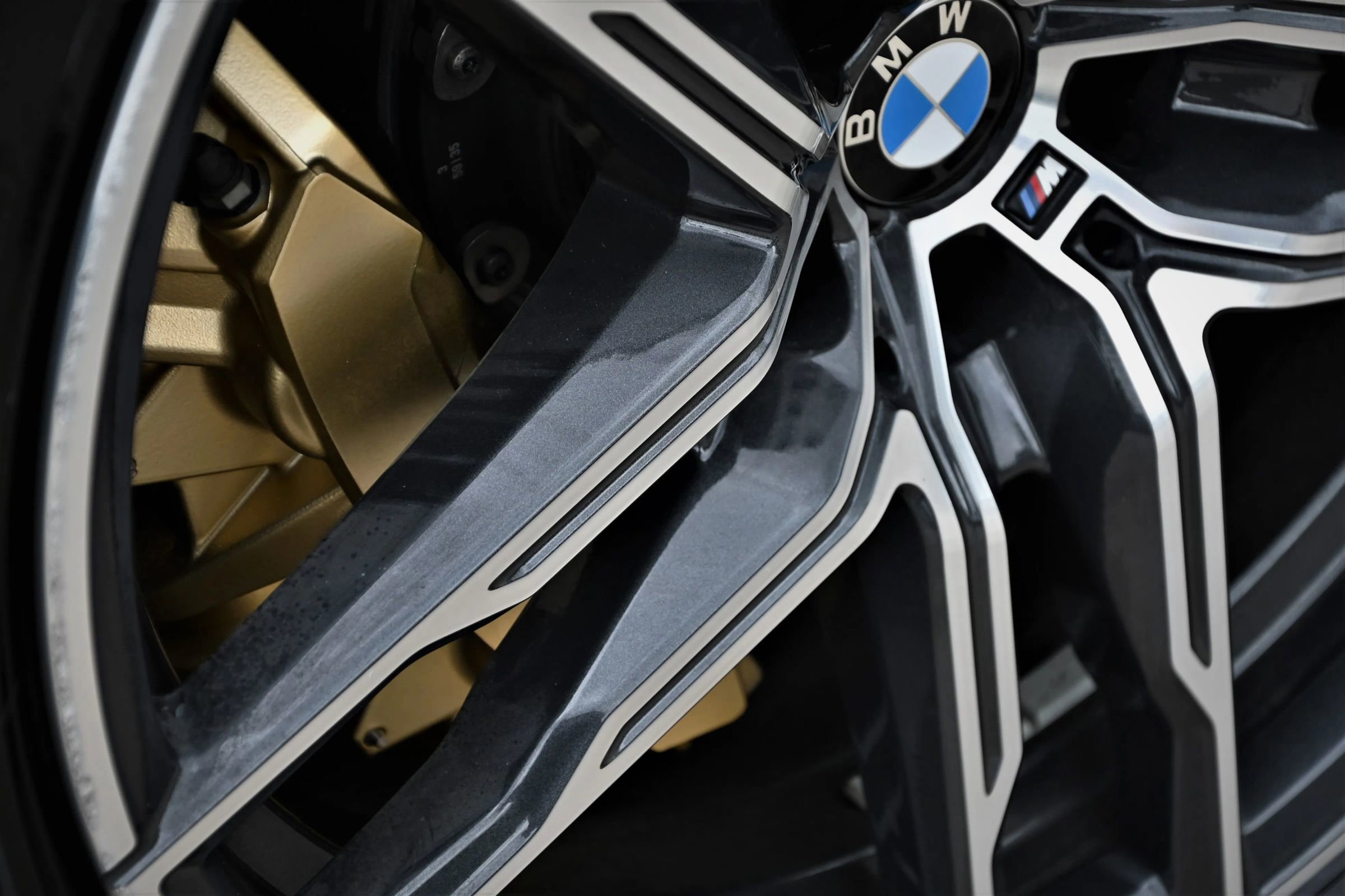 Used 2020 BMW M8 Convertible 2D w/ M Carbon Exterior Package image 18