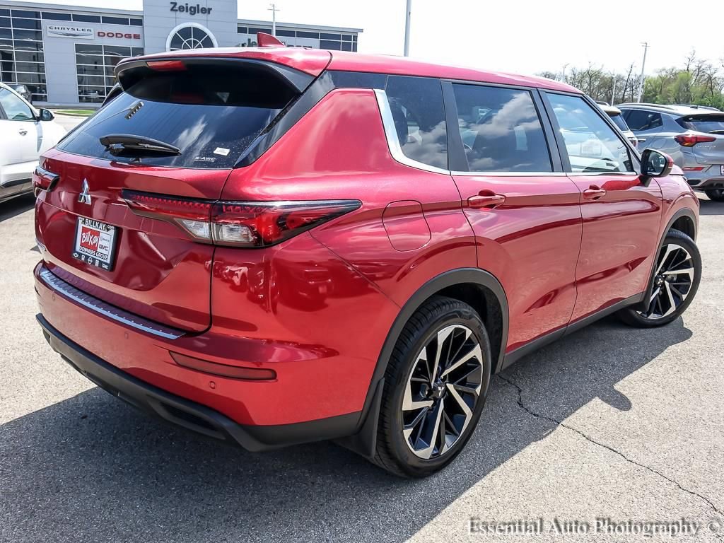 Used 2022 Mitsubishi Outlander ES AWD/4WD image 8