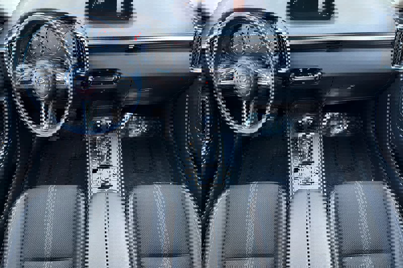 Used 2024 MAZDA CX-50 AWD 2.5 S w/ Preferred Package image 3