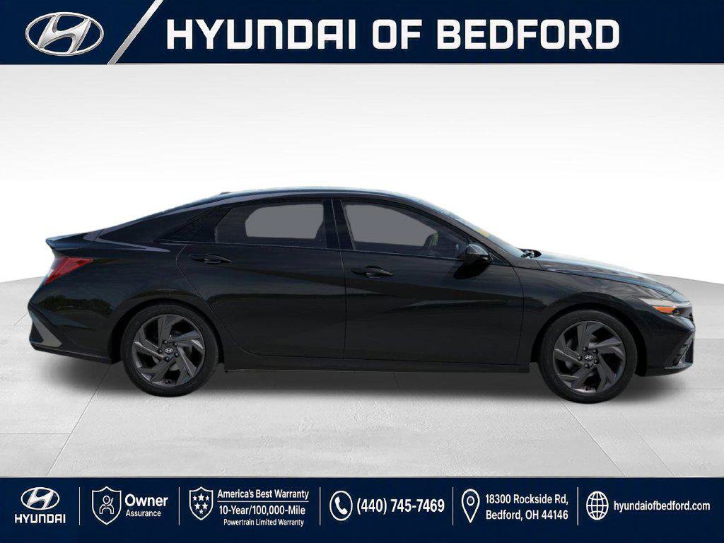 New 2026 Hyundai Elantra SEL Sport FWD image 7