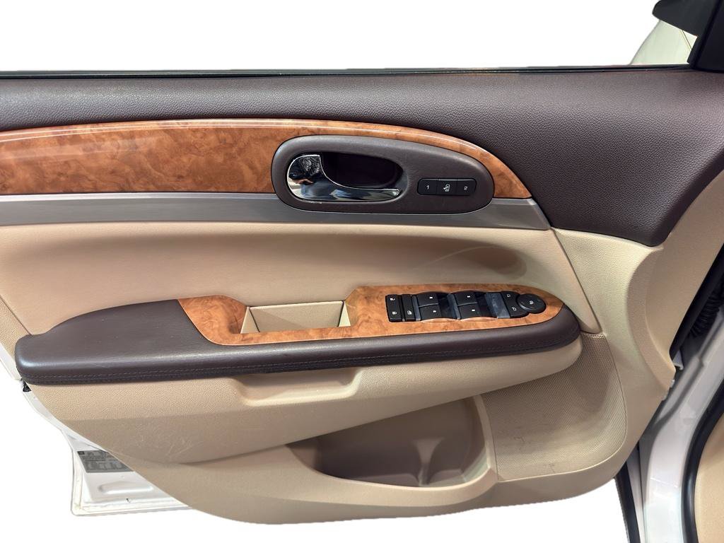 Used 2011 Buick Enclave CXL w/ Trailering Provision Package FWD image 16