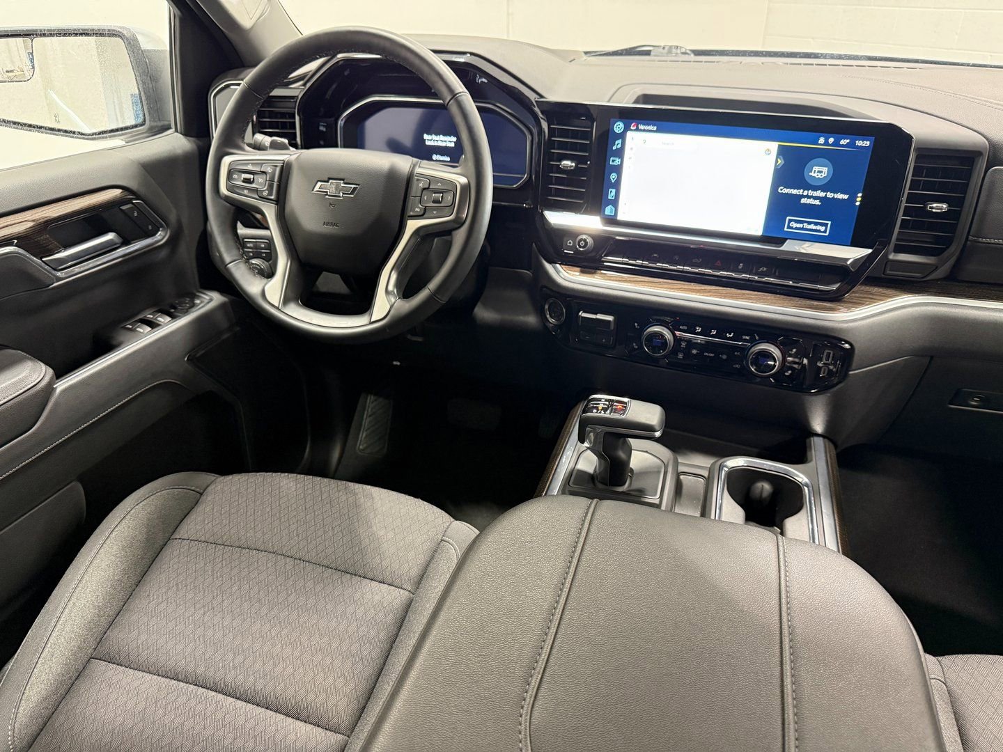 Used 2025 Chevrolet Silverado 1500 RST w/ Convenience Package II AWD/4WD image 40