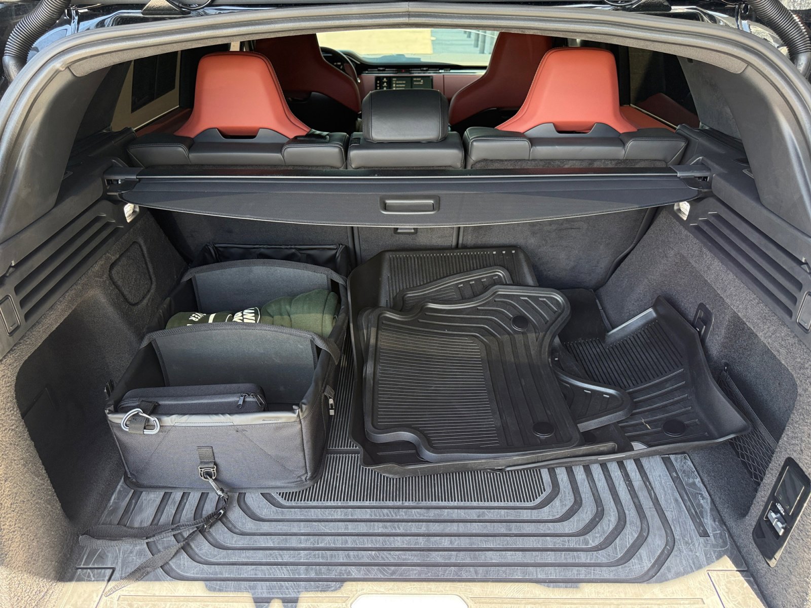 Used 2024 Land Rover Range Rover Sport AWD/4WD image 19