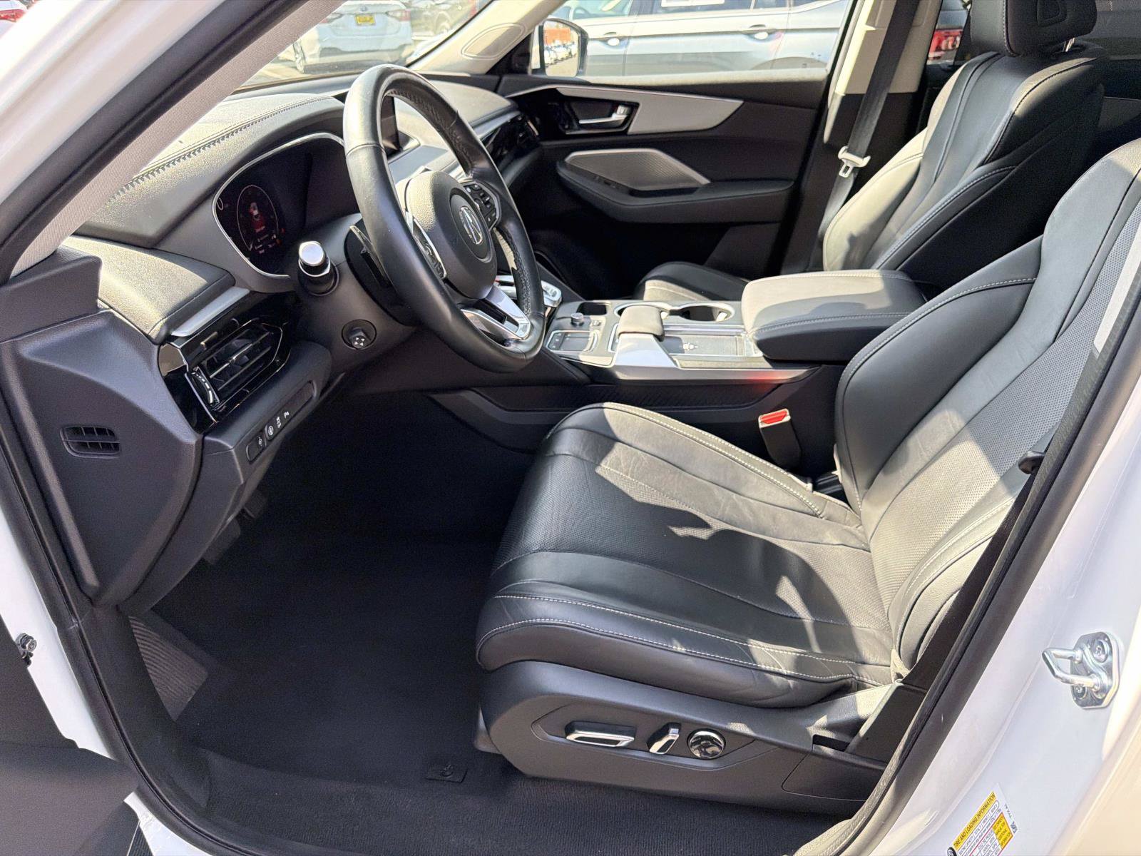 Used 2023 Acura MDX w/ Technology Package AWD/4WD image 15