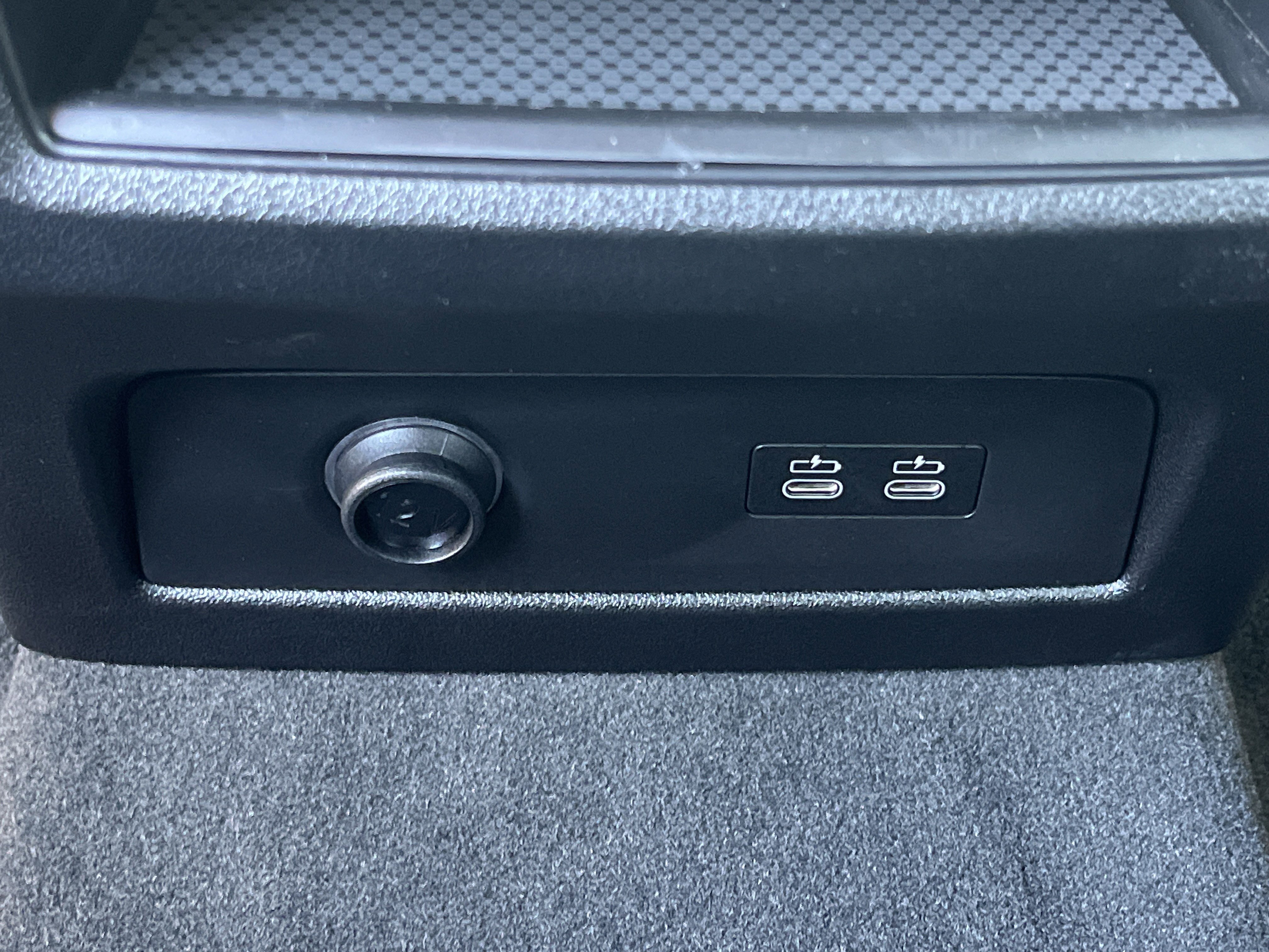 New 2026 BMW X5 xDrive50e w/ Premium Package AWD/4WD image 21