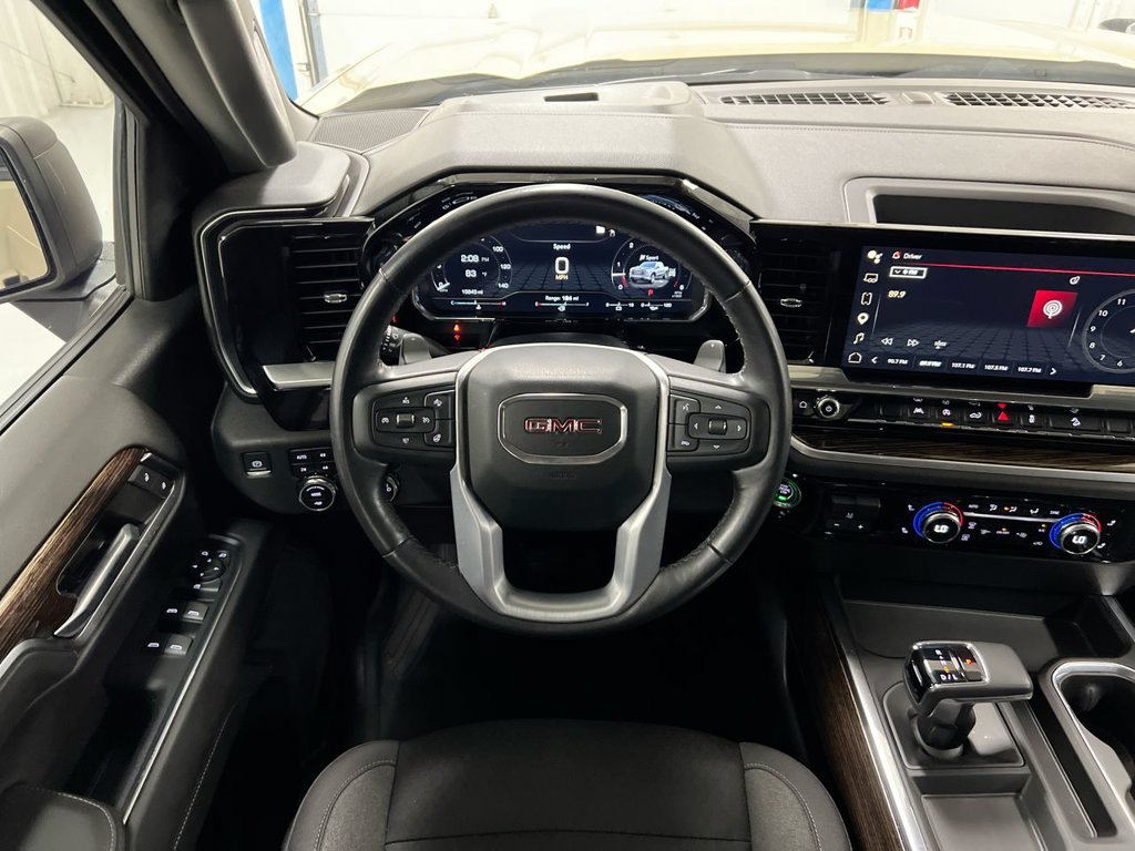 Used 2022 GMC Sierra 1500 Elevation AWD/4WD image 11