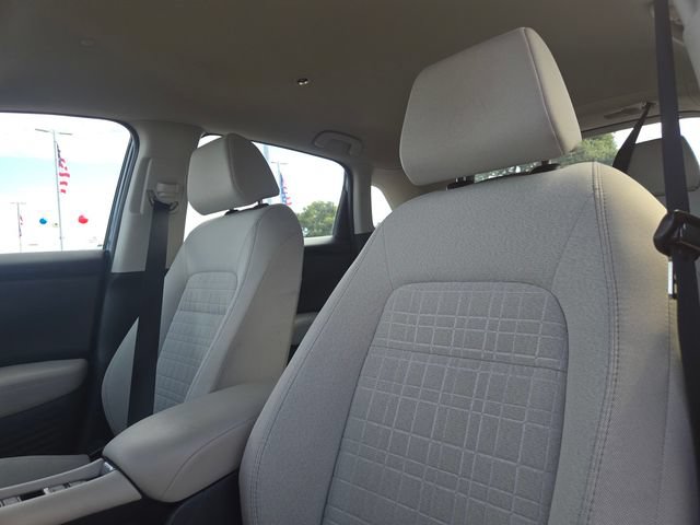 Used 2023 Honda HR-V LX image 11