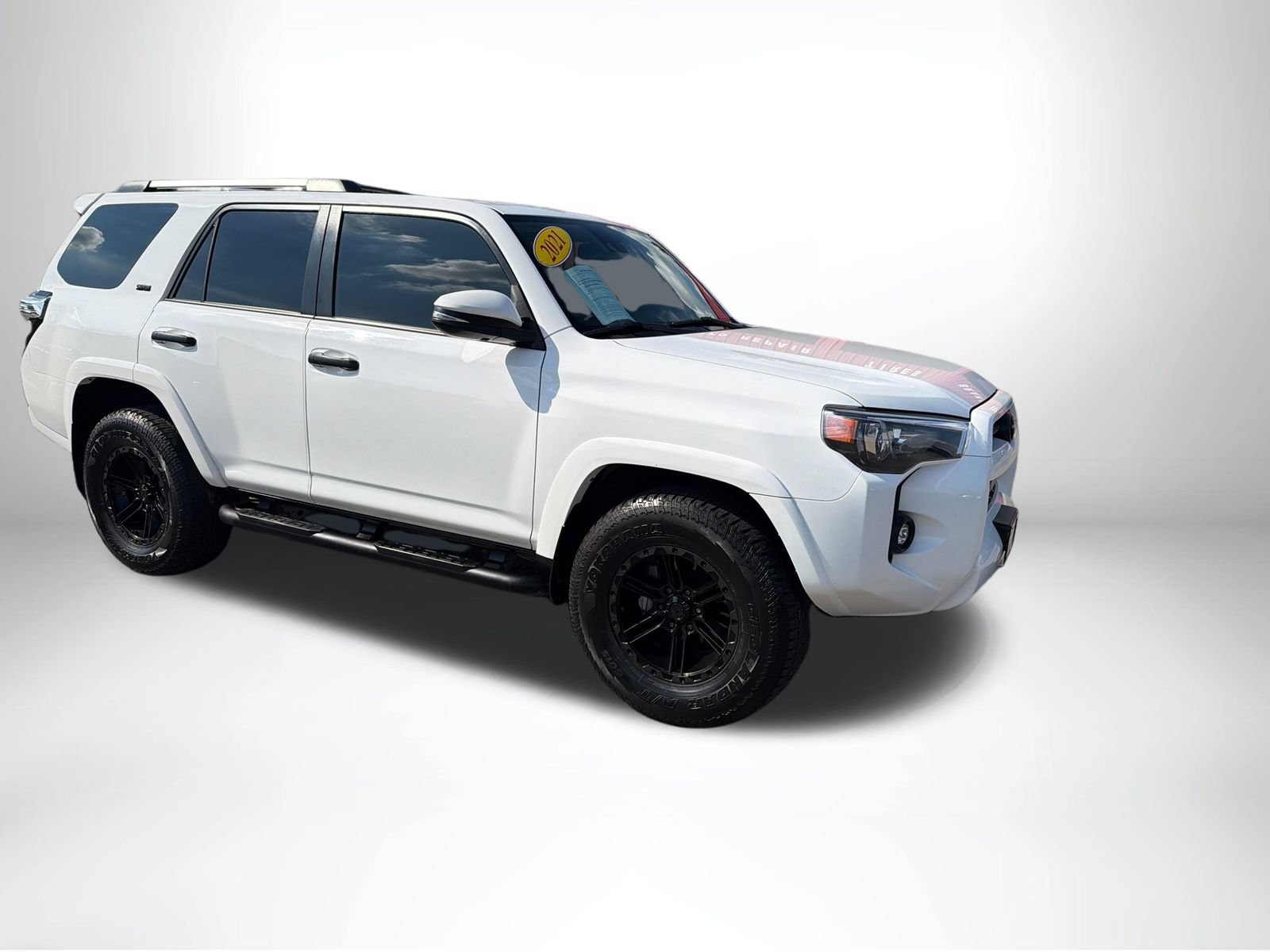 Used 2021 Toyota 4Runner SR5 Premium w/ Moonroof Package AWD/4WD image 9