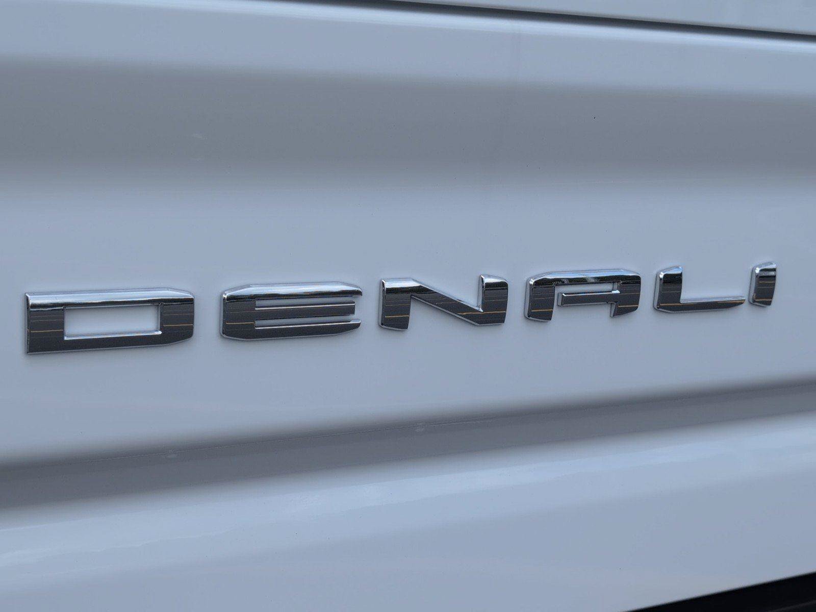 New 2026 GMC Sierra 2500 Denali w/ Denali Reserve Package AWD/4WD image 6