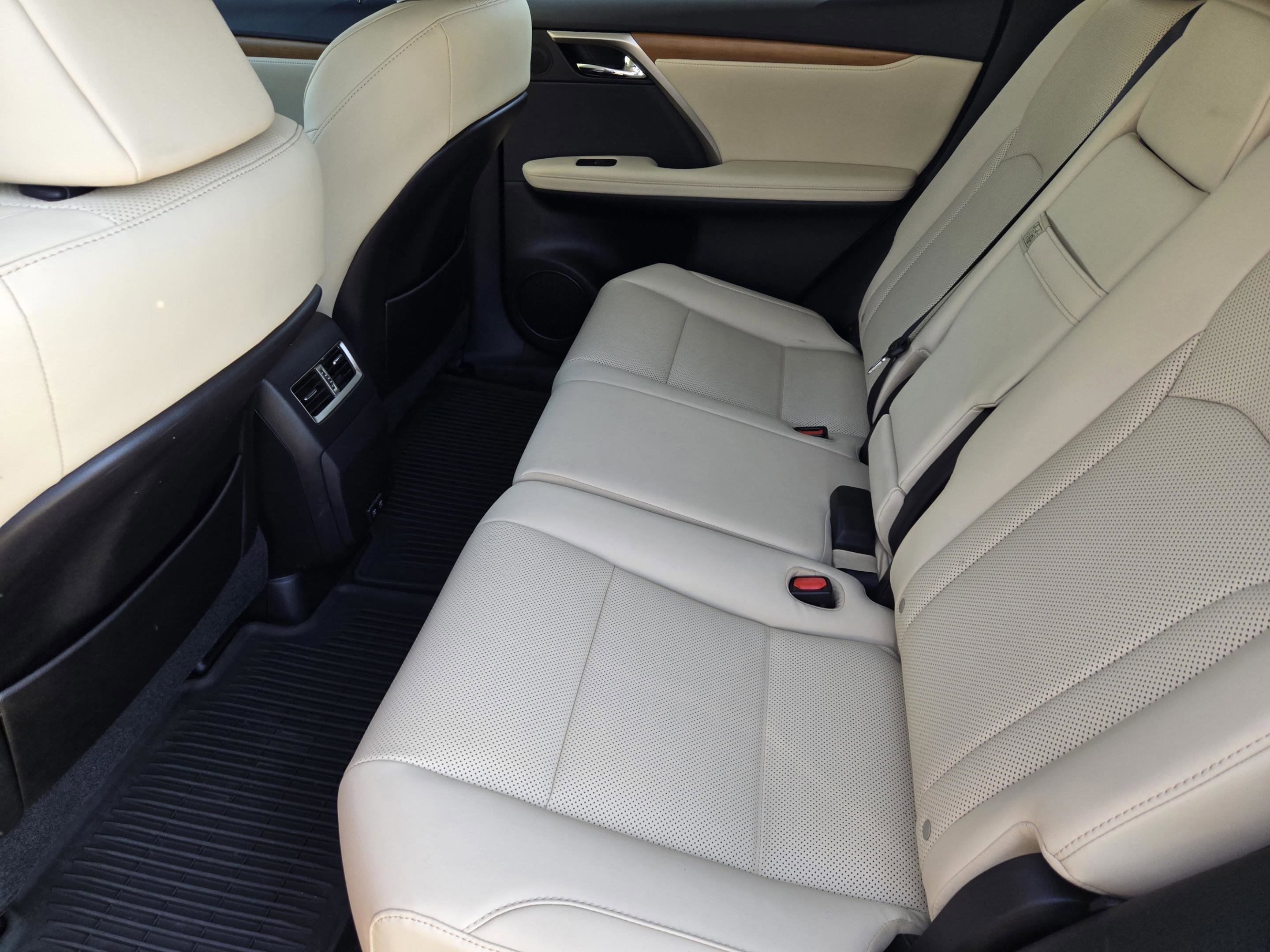 Certified 2022 Lexus RX 350 FWD w/ Premium Package image 30