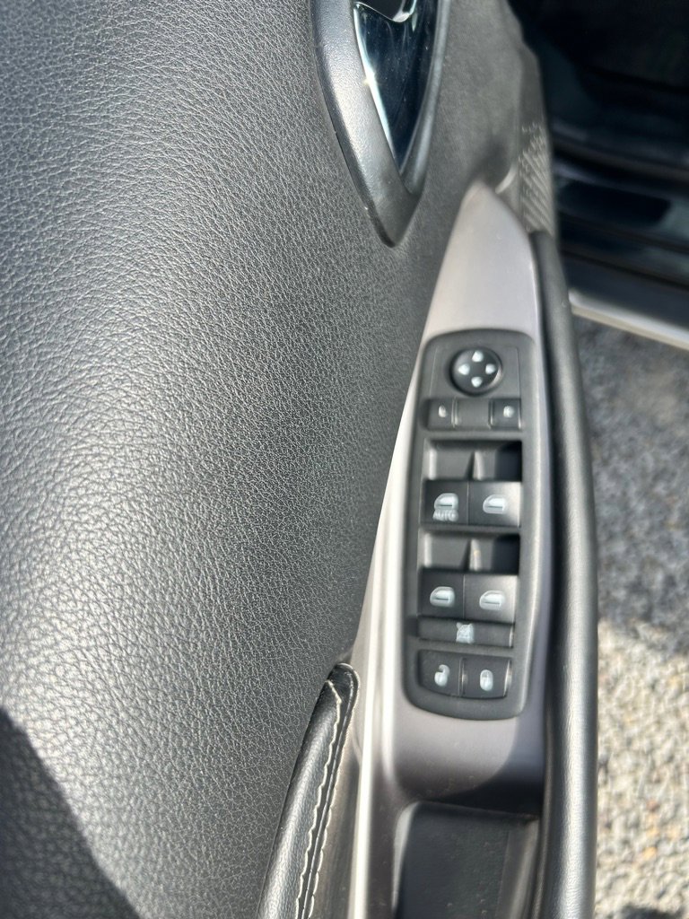 Used 2018 Dodge Journey Crossroad image 6