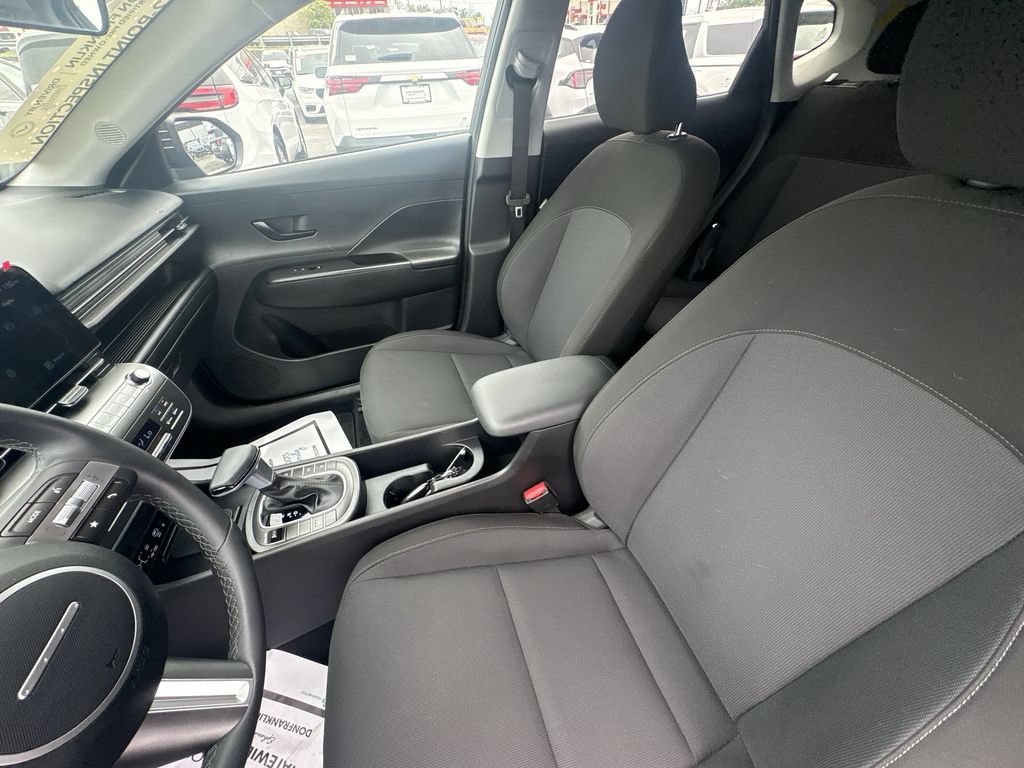 Used 2026 Hyundai Kona SEL Sport FWD image 22