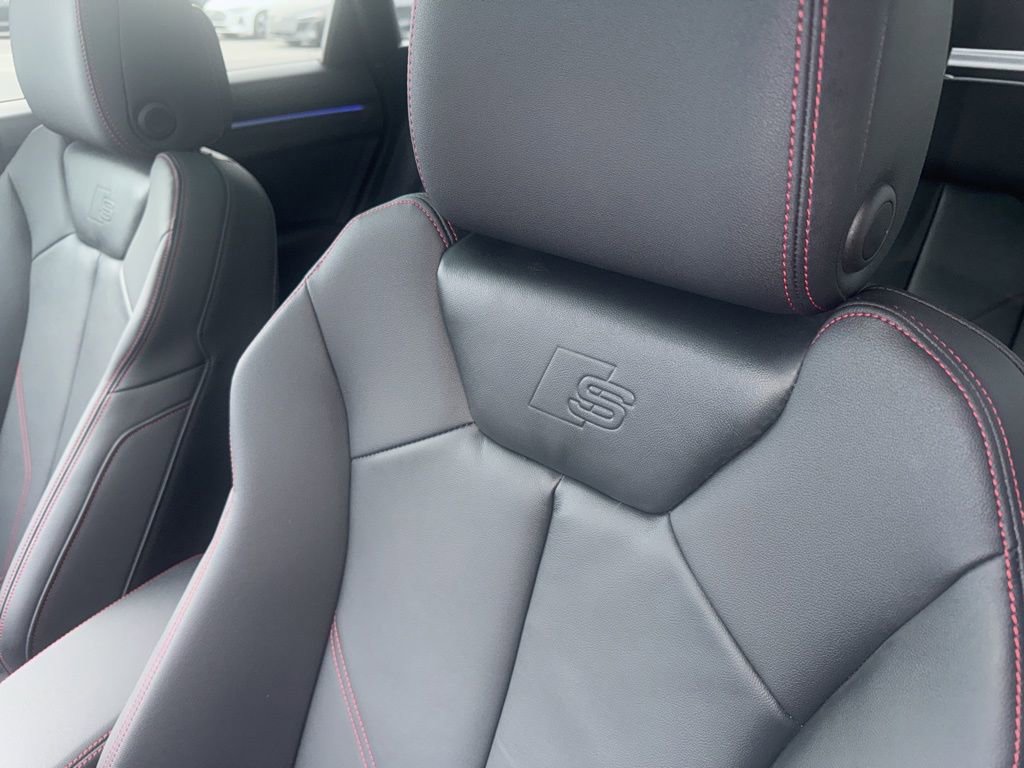 Used 2025 Audi Q3 2.0T Premium Plus w/ Premium Plus Package image 25