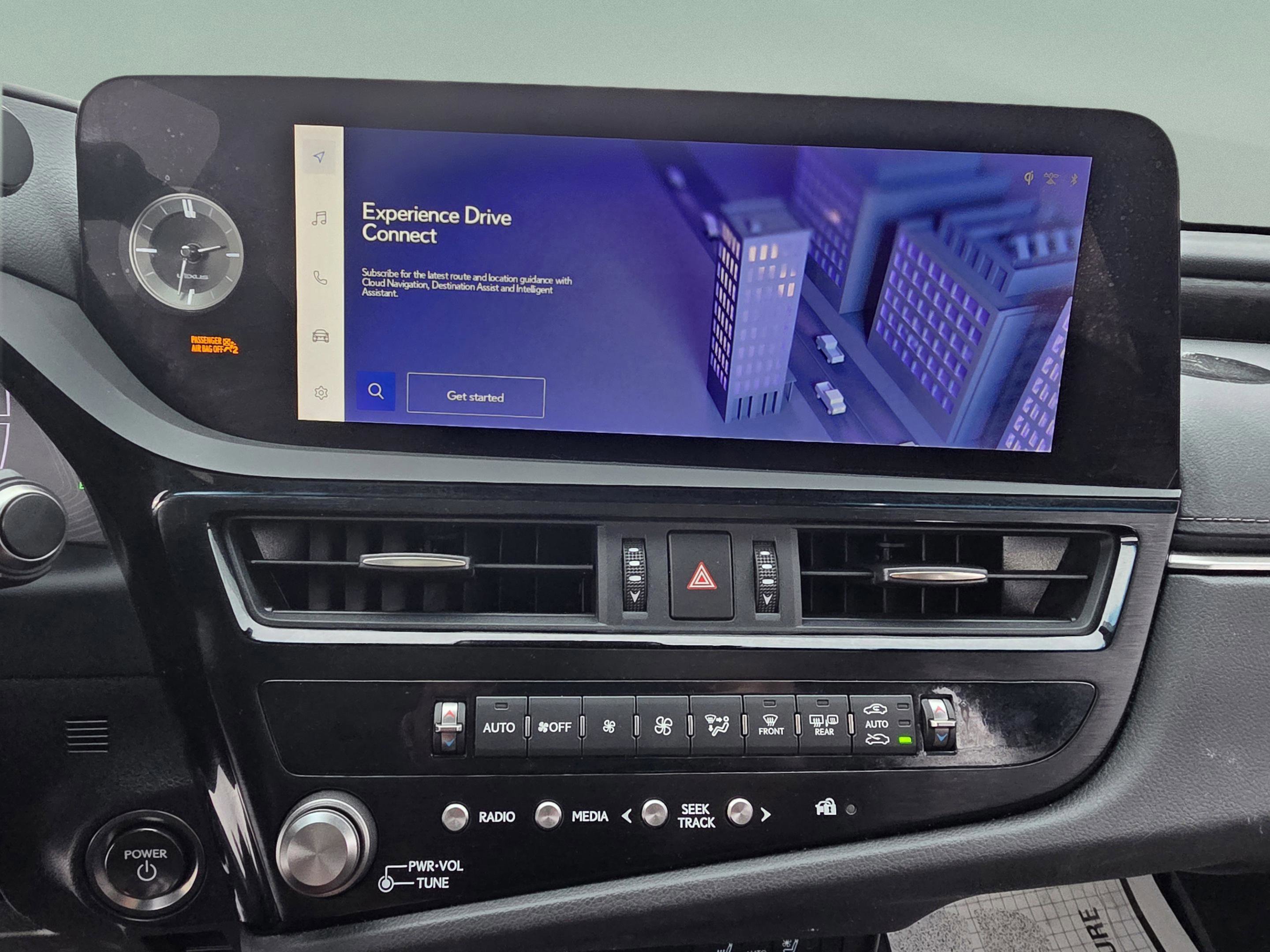 Used 2023 Lexus ES 300h w/ Premium Package image 16