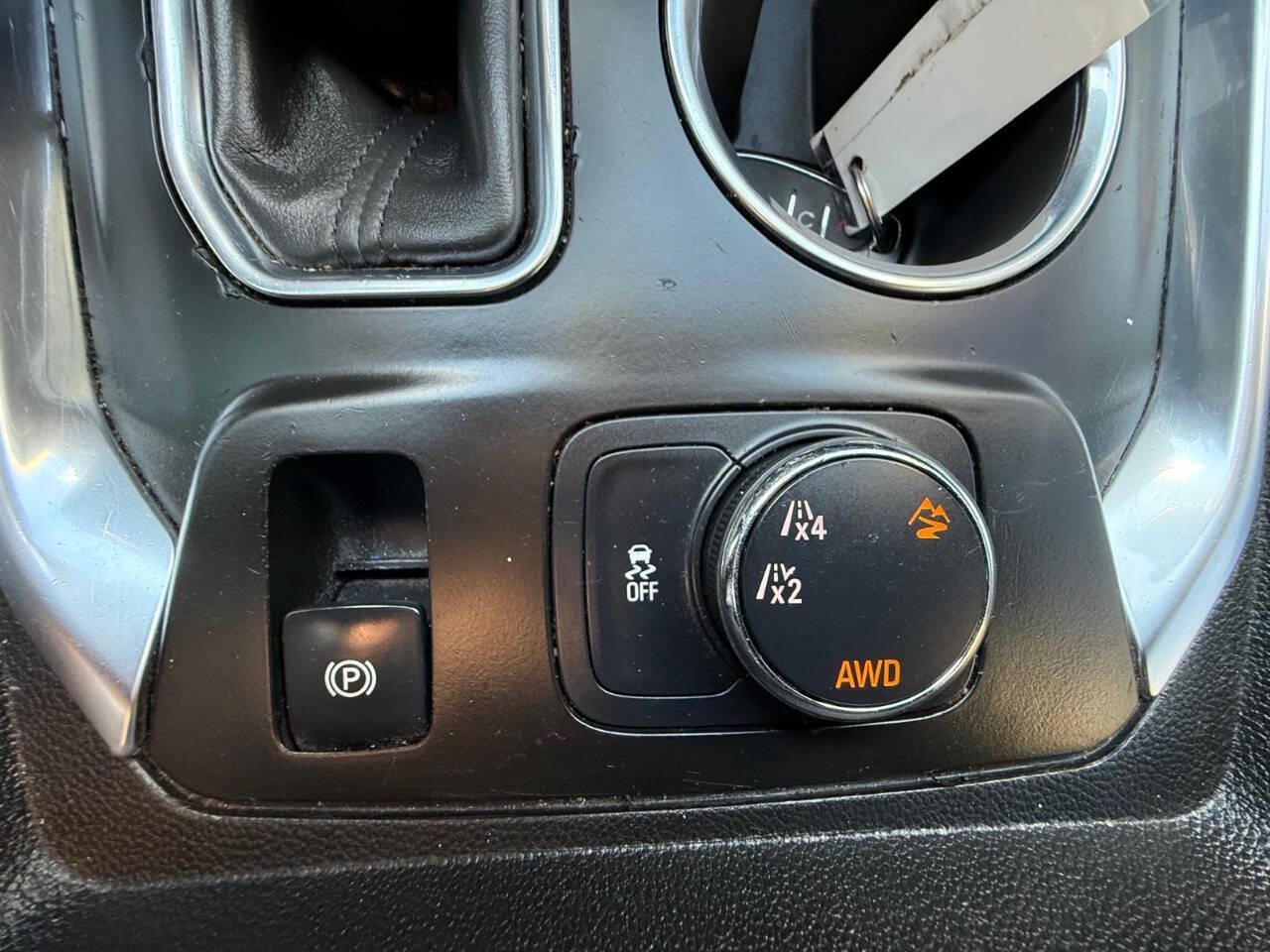 Used 2019 Chevrolet Traverse RS AWD/4WD image 16