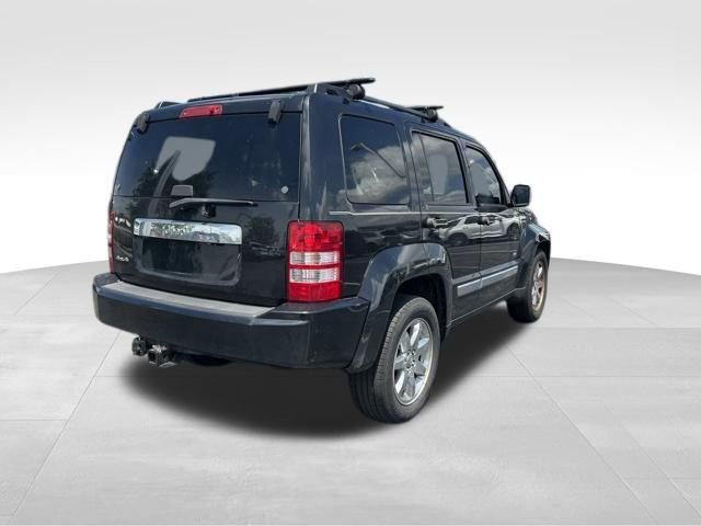 Used 2012 Jeep Liberty Sport AWD/4WD image 7