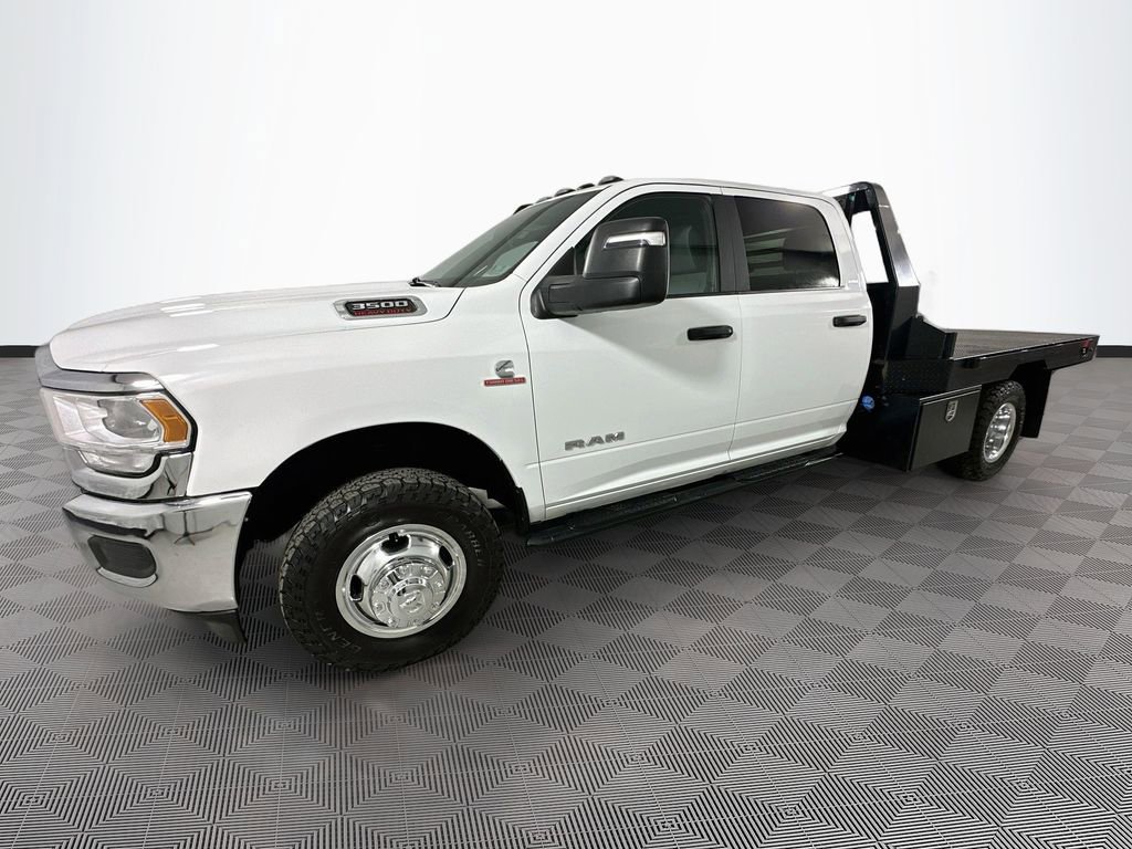 Used 2024 RAM 3500 SLT w/ Quick Order Package 2YG SLT AWD/4WD image 4