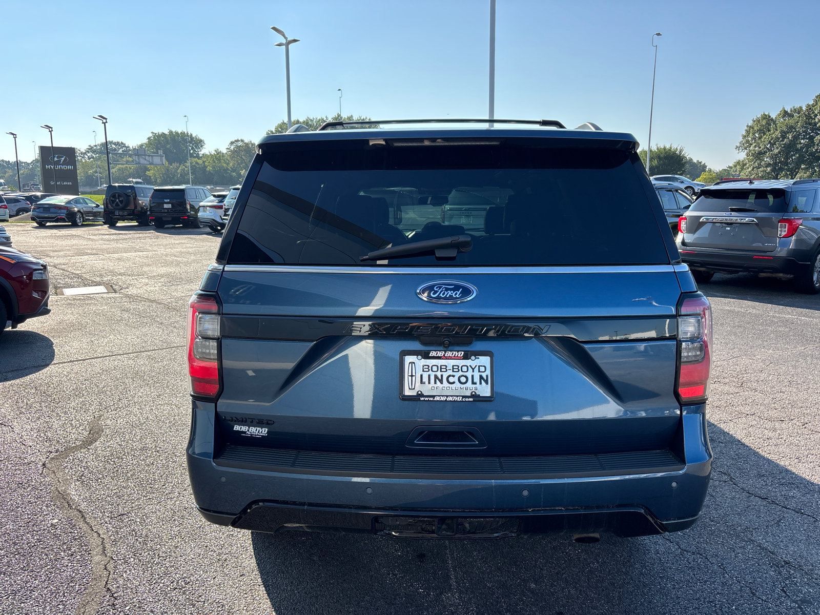 Used 2019 Ford Expedition Limited w/ Equipment Group 303A AWD/4WD image 6