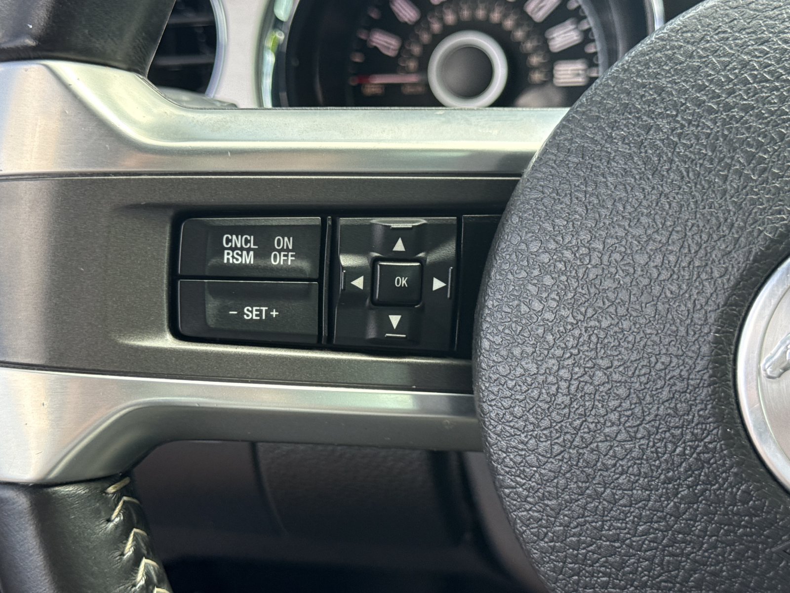 Used 2014 Ford Mustang GT Premium w/ Electronics Package RWD image 33