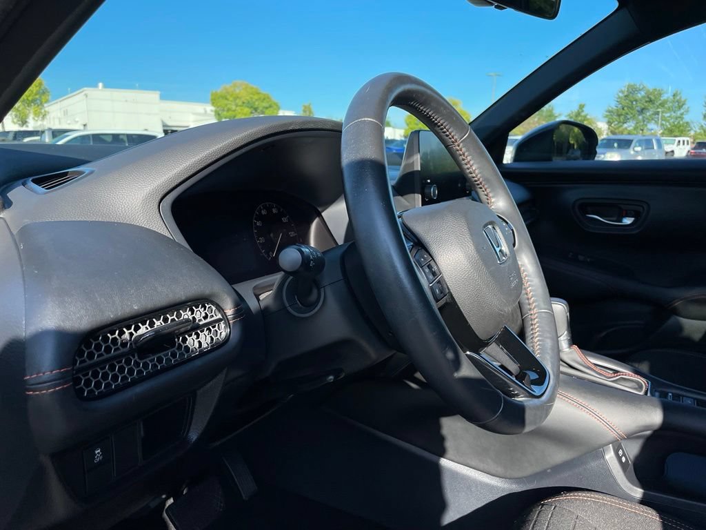 Certified 2025 Honda HR-V Sport image 26
