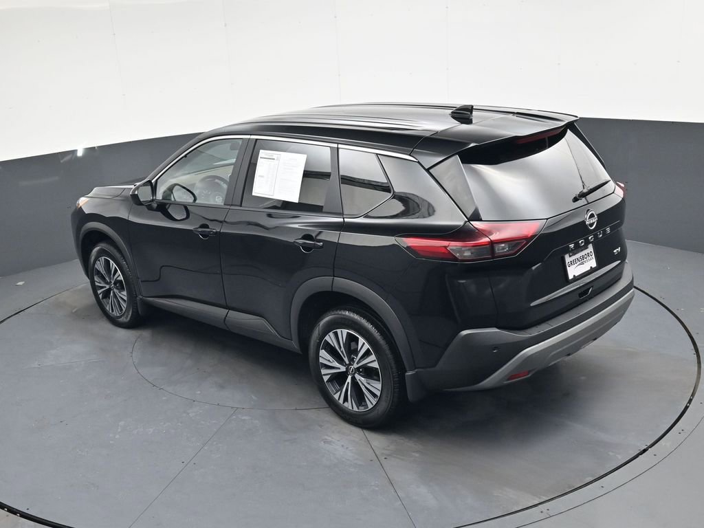 Used 2023 Nissan Rogue SV image 31