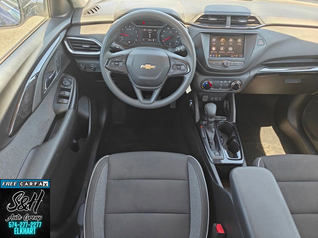 Used 2021 Chevrolet TrailBlazer LS FWD image 4