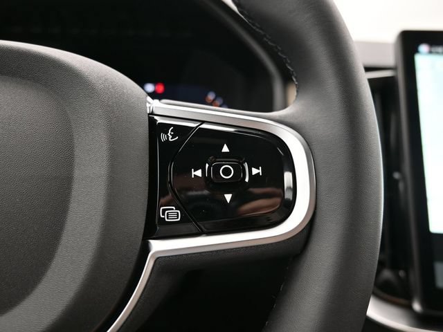 New 2026 Volvo XC90 B6 Core w/ Protection Package Premier AWD/4WD image 25