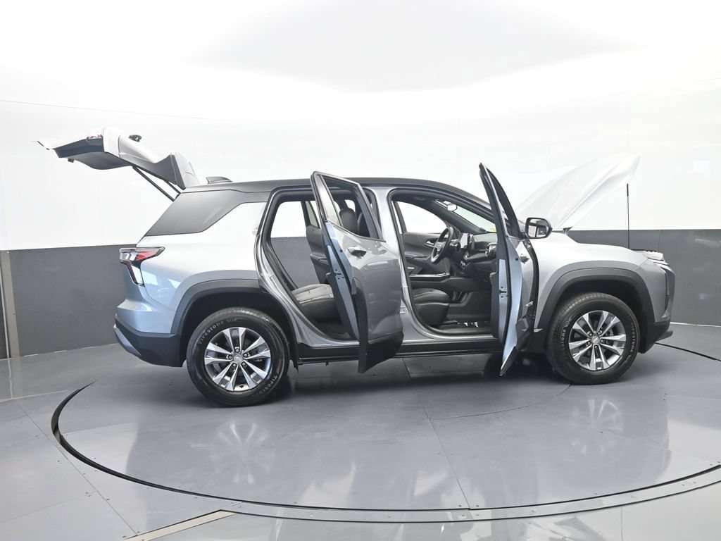 Used 2025 Chevrolet Equinox LT FWD image 66