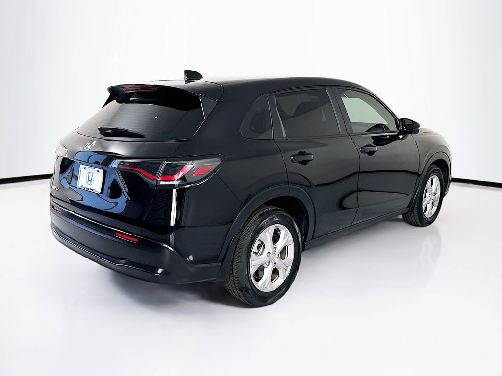 Certified 2023 Honda HR-V LX image 5