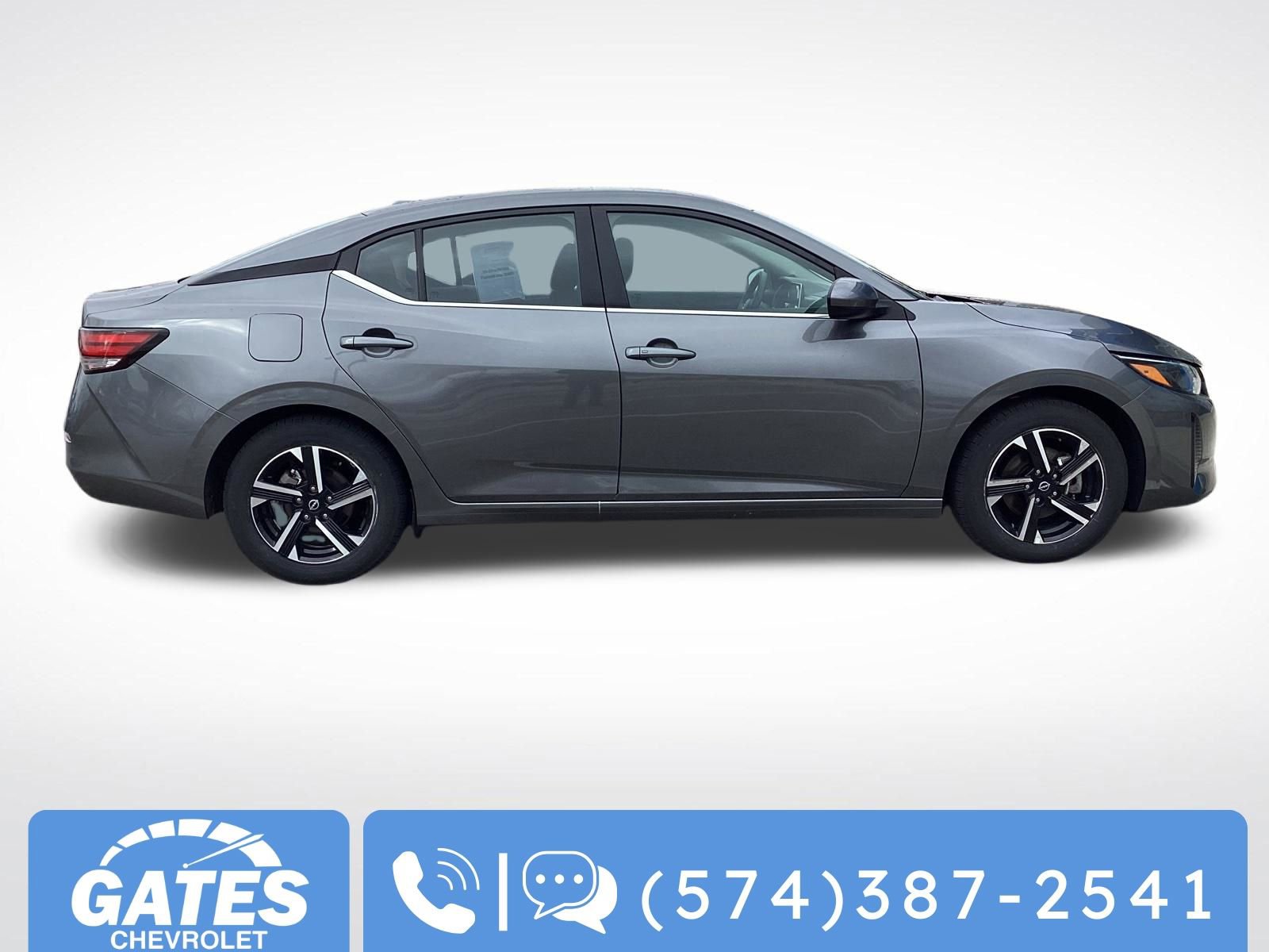 Used 2025 Nissan Sentra SV FWD image 9