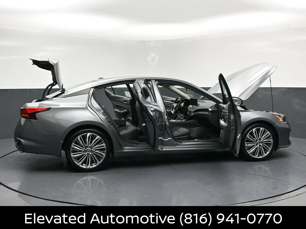 Certified 2025 Nissan Altima 2.5 SL FWD image 37