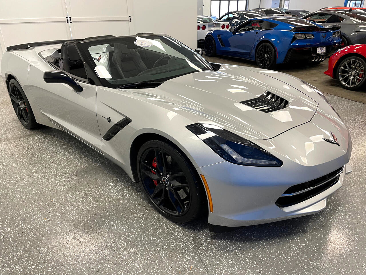 Used 2015 Chevrolet Corvette Stingray Convertible w/ 3LT Preferred Equipment Group image 4