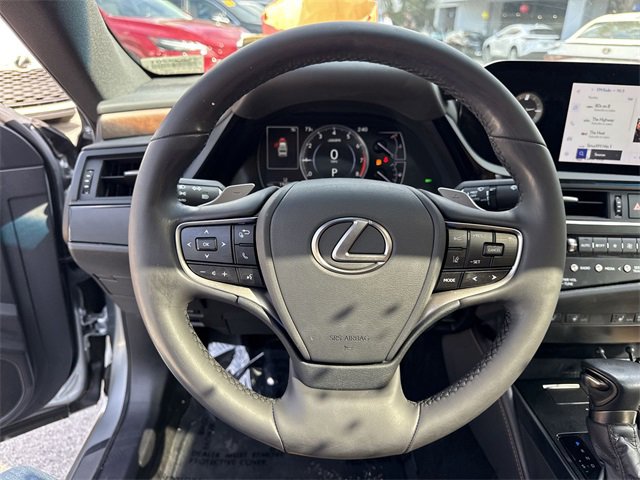 Certified 2023 Lexus ES 350 w/ Premium Package image 14
