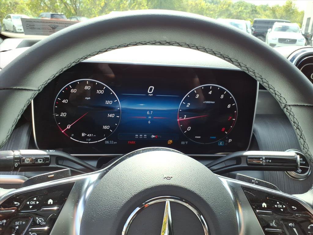 Used 2026 Mercedes-Benz GLC 300 4MATIC image 16