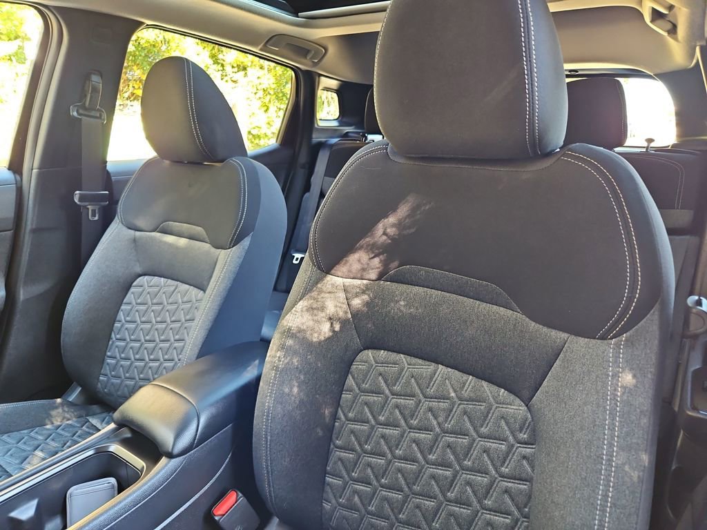 Used 2025 Nissan Kicks SV w/ SV Premium Package image 25