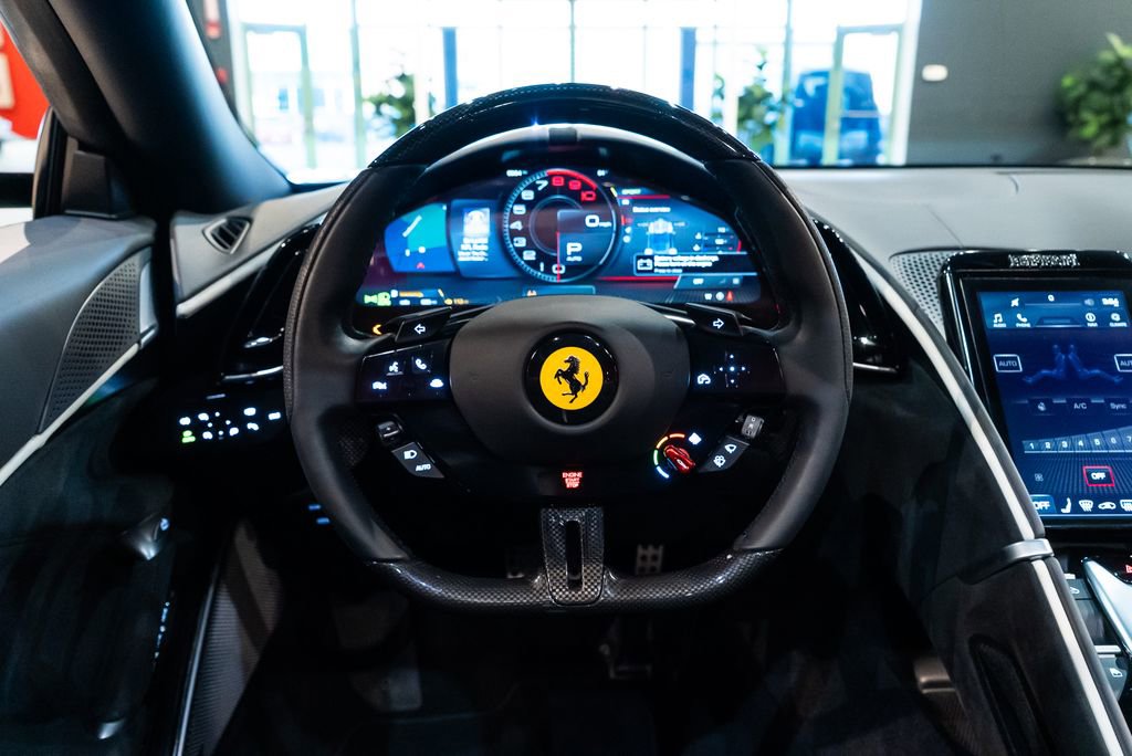 Used 2024 Ferrari Roma Spider image 28