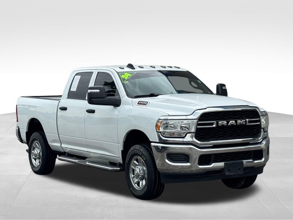 Used 2024 RAM 2500 Tradesman w/ Chrome Appearance Group AWD/4WD image 2