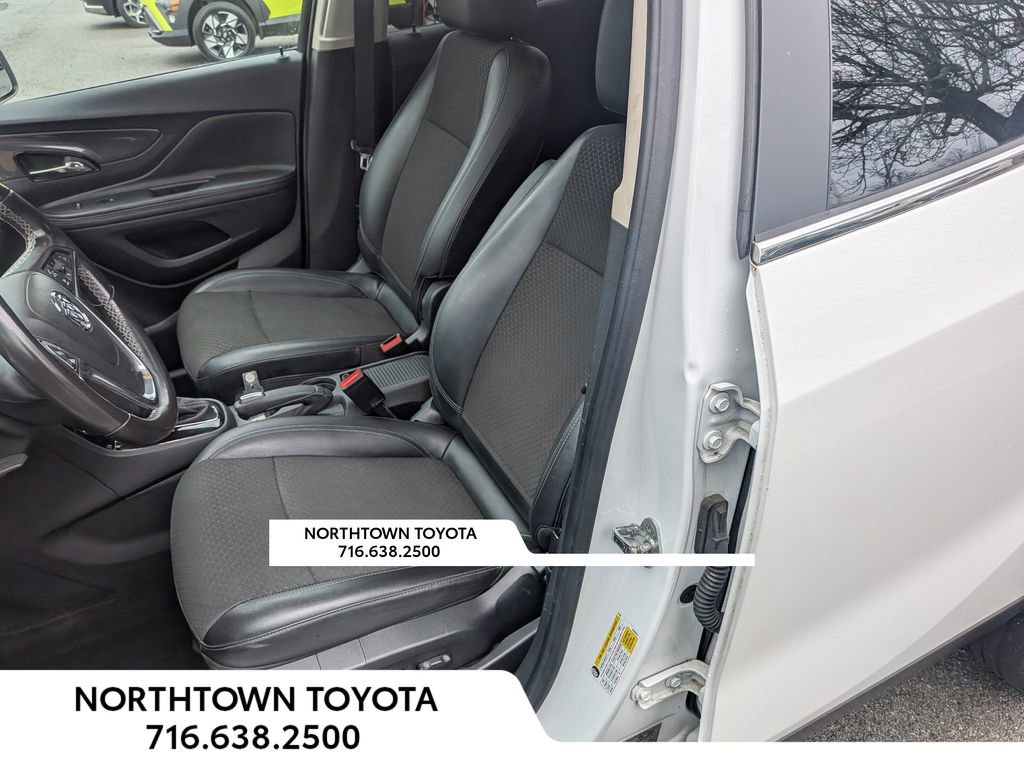 Used 2018 Buick Encore Sport Touring AWD/4WD image 11