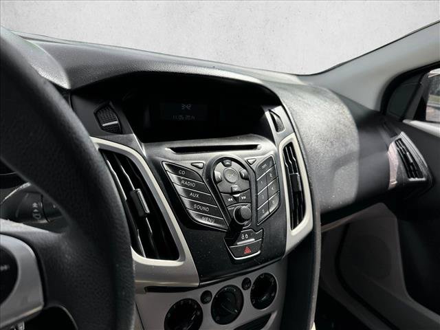 Used 2012 Ford Focus SE FWD image 13