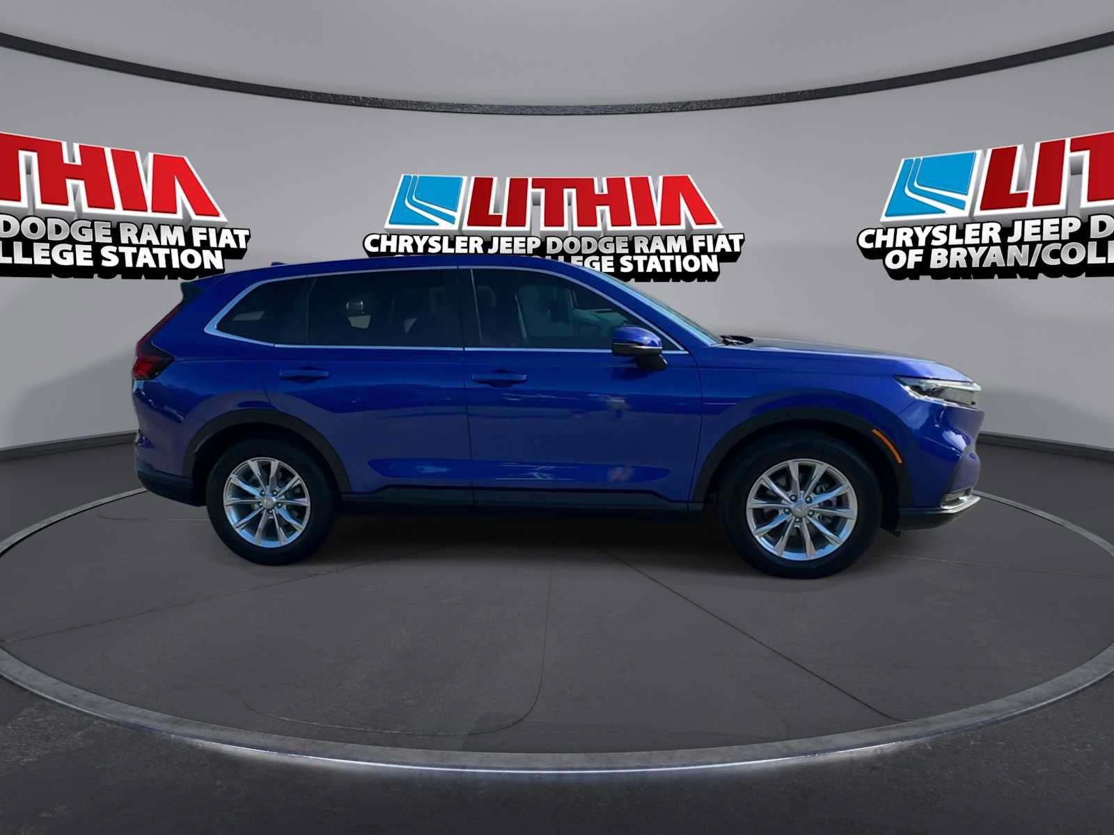 Used 2025 Honda CR-V EX image 9