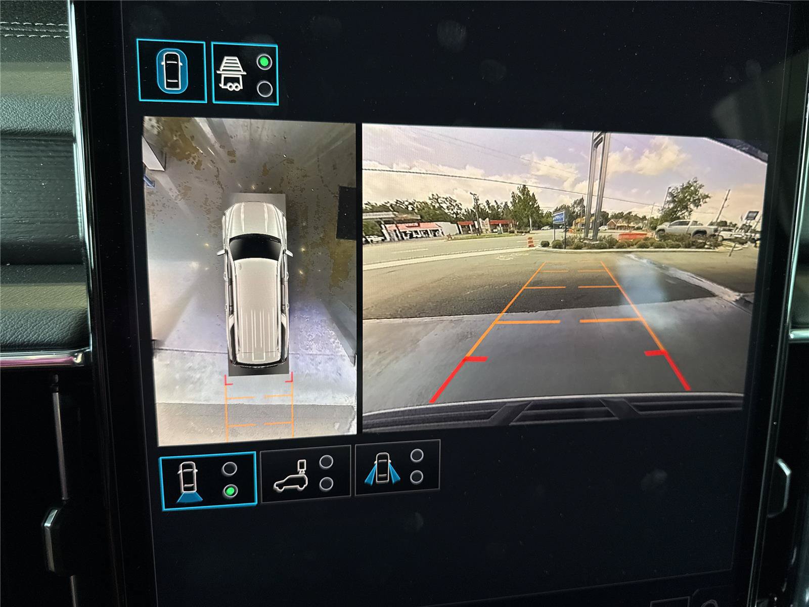 New 2026 GMC Yukon XL Denali w/ Sun & Power Step Package RWD image 26