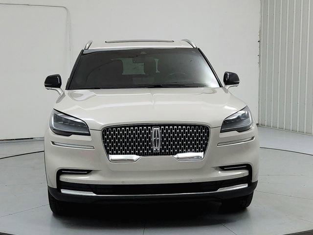 Used 2022 Lincoln Aviator Reserve w/ Equipment Group 201A image 2