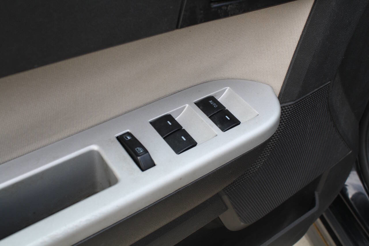 Used 2009 Mercury Mariner 4WD image 9