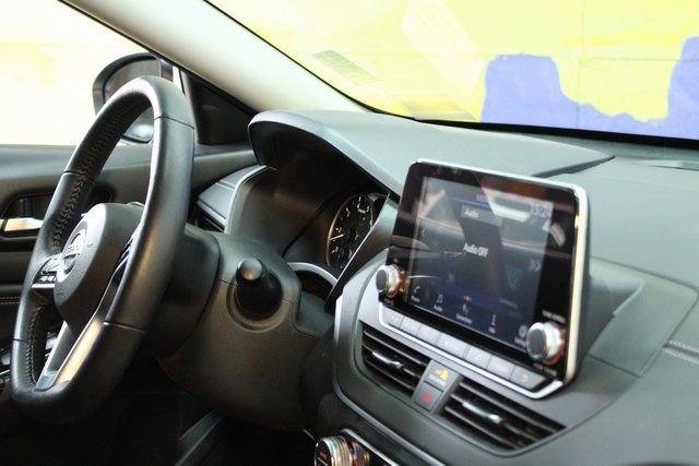 Used 2020 Nissan Altima 2.5 SV image 10