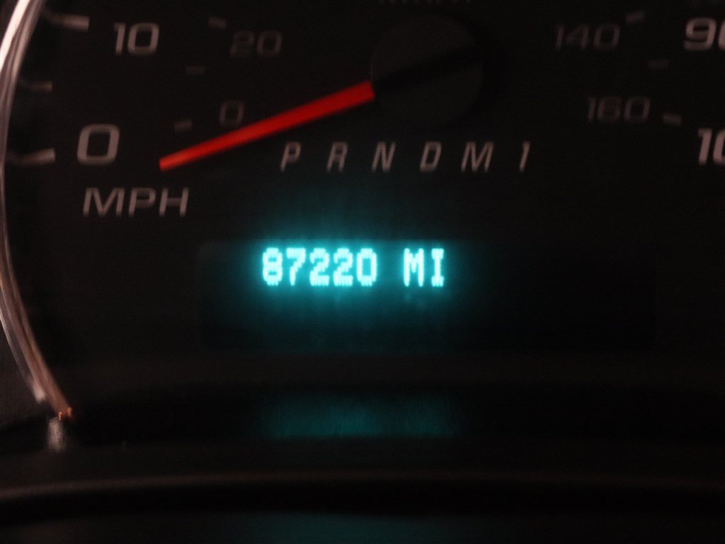 Used 2025 Chevrolet Express 2500 Extended w/ Driver Convenience Package RWD image 17