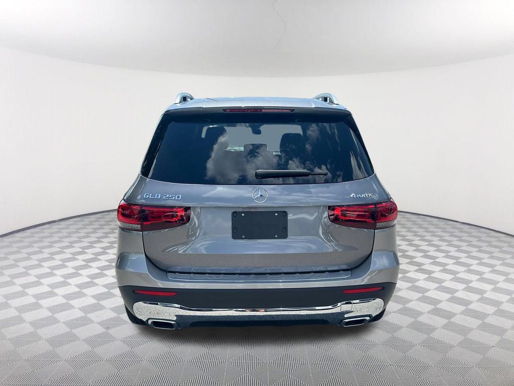 Used 2021 Mercedes-Benz GLB 250 4MATIC image 6