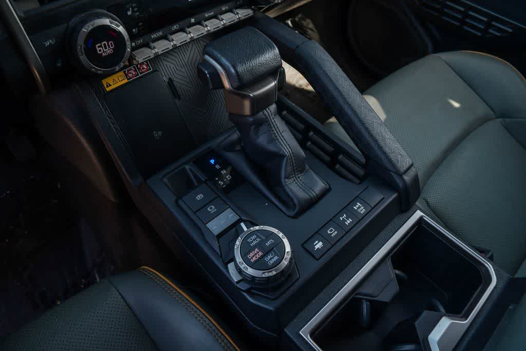 Used 2025 Toyota 4Runner Trailhunter AWD/4WD image 24