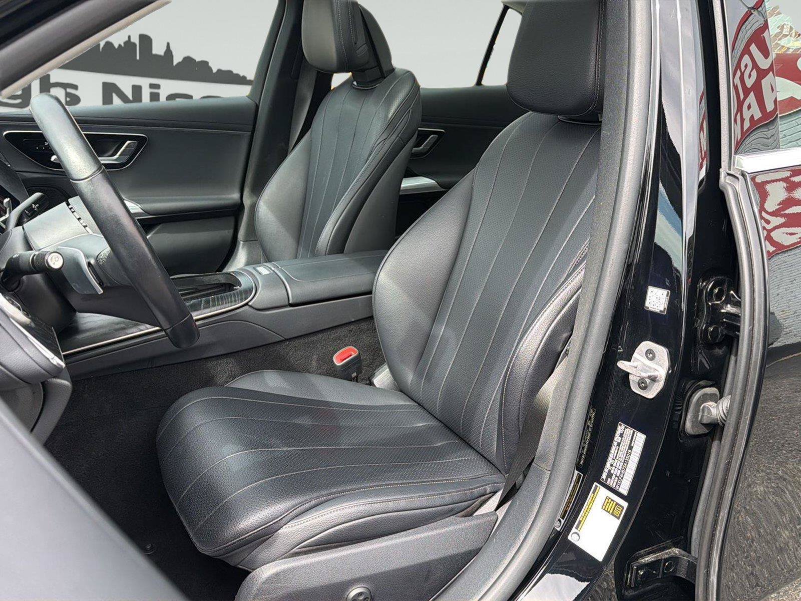 Used 2025 Mercedes-Benz E 350 4MATIC Sedan w/ Winter Package image 11