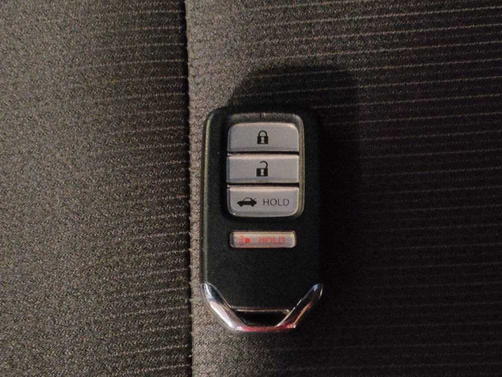 Used 2020 Honda Accord Sport image 32